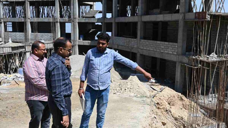 जिलाधिकारी टिहरी ने नव निर्माणाधीन केन्द्रीय विद्यालय का किया स्थलीय निरीक्षण