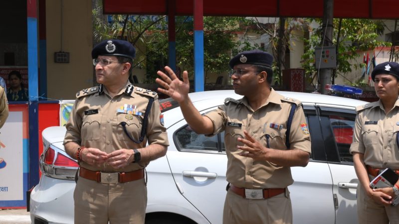 चारधाम यात्रा के लिए सुरक्षा व्यवस्था का जायजा लेने चौकी भद्रकाली पहुंचे डीजीपी उत्तराखंड