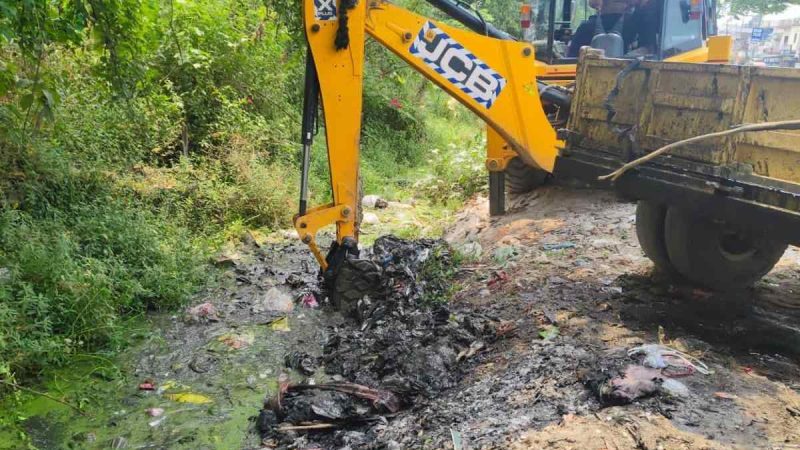 मानसून से पूर्व नगर निगम ऋषिकेश ने शुरू किया नालों की सफाई अभियान