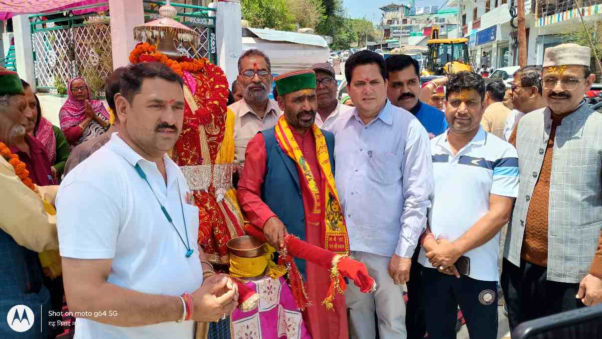 विश्वनाथ जगदीशिला डोली यात्रा का नई टिहरी में हुआ भव्य स्वागत: समापन 5 जून को विशोन पर्वत पर