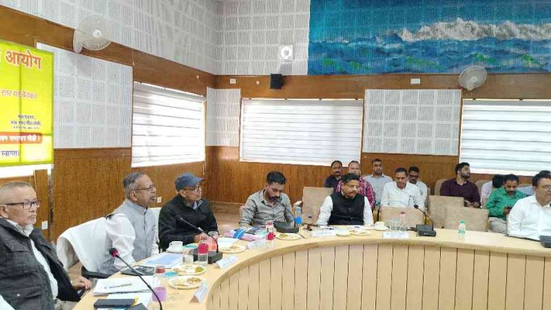 राज्य वित्त आयोग ने की ग्राम निकायों के साथ बैठक, वित्तीय सशक्तिकरण पर दिया जोर