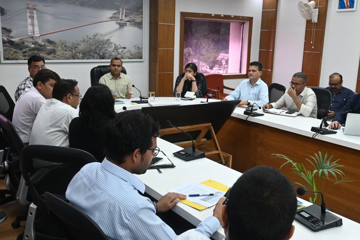 जनपद स्तरीय सड़क सुरक्षा समिति की बैठक सम्पन्न