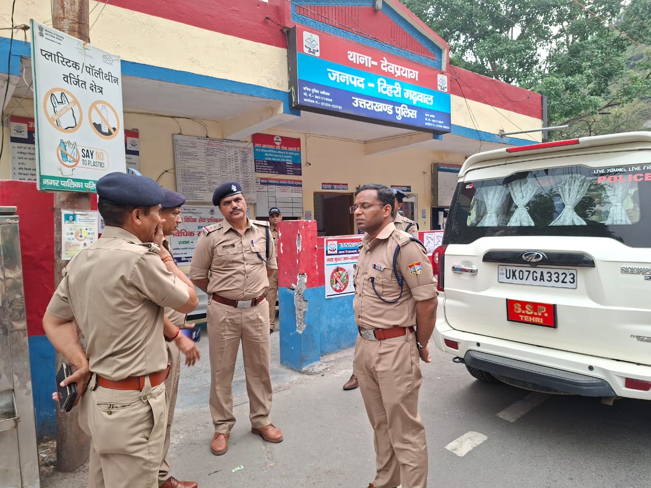 चारधाम यात्रा को लेकर सक्रिय टिहरी पुलिस: SSP आयुष अग्रवाल ने किया रूट का निरीक्षण