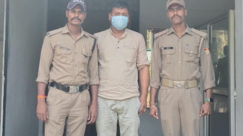 थाना घनसाली ने NI एक्ट के वारंटी को किया गिरफ्तार