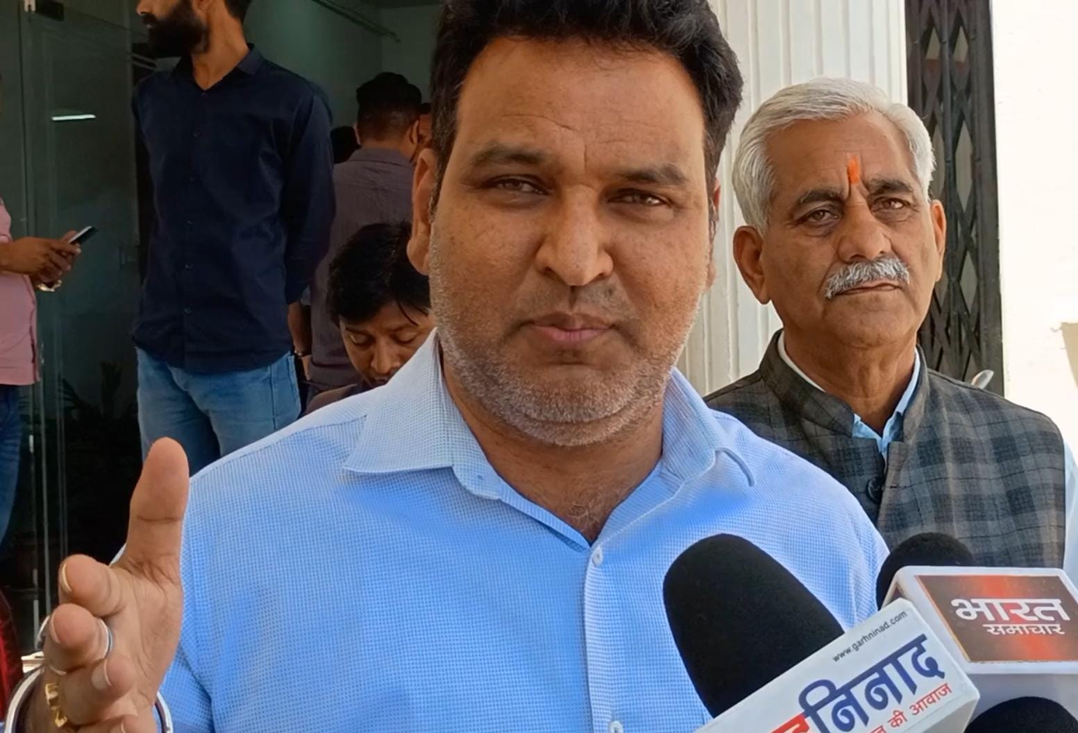 देवप्रयाग विधानसभा में विकास कार्यों की समीक्षा बैठक सम्पन्न, विधायक ने दिये अहम निर्देश