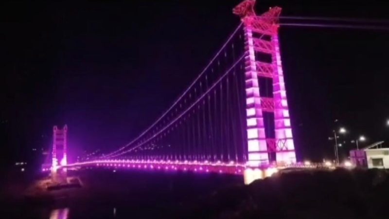 चारधाम यात्रियों के लिए आकर्षण का केन्द्र बना डोबरा-चांठी पुल