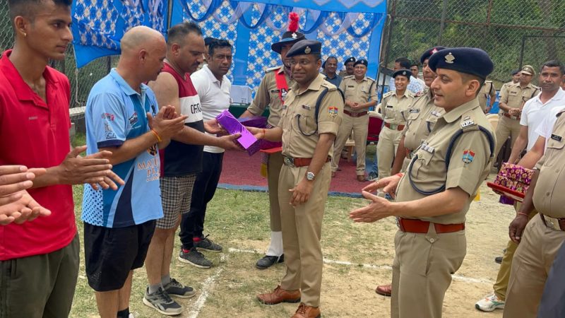 थाना चम्बा की मासिक अपराध समीक्षा बैठक संपन्न