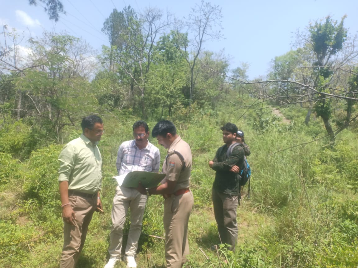 घनसाली में थाना भवन निर्माण के लिए भूमि का निरीक्षण, जल्द शुरू होगा कार्य