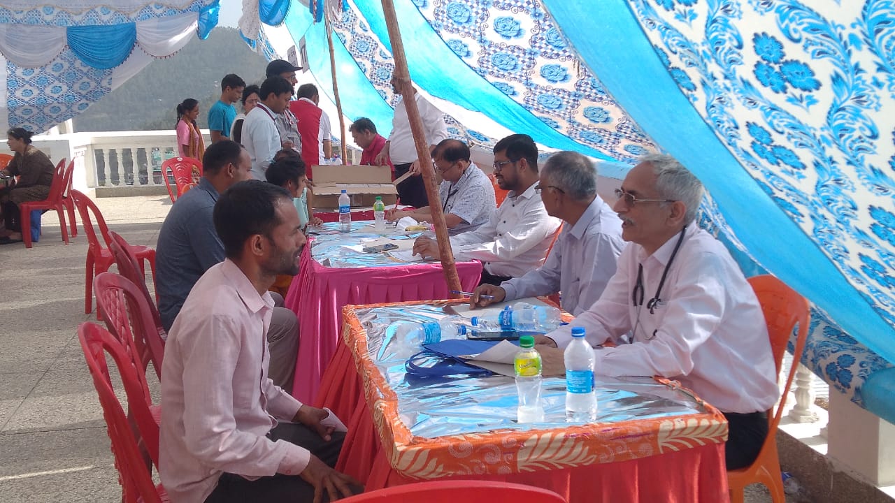 नई टिहरी में निशुल्क स्वास्थ्य शिविर: जुनून चैरिटेबल सोसायटी और नागरिक मंच की सराहनीय पहल