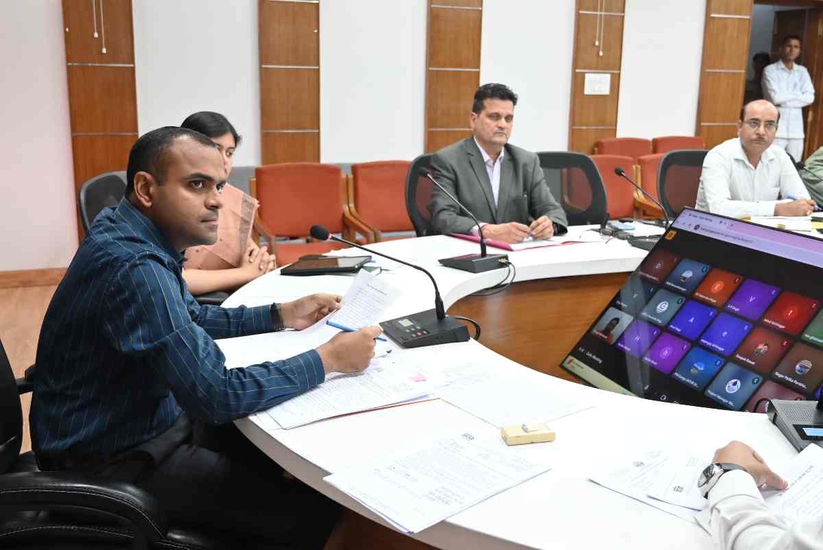 टिहरी में पर्यावरण दिवस से हरेला तक पौधारोपण अभियान रहेगा जारी