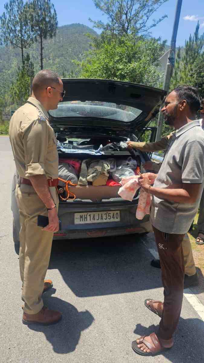 टिहरी पुलिस सतर्क– ईद पर्व को लेकर जनपद में सघन चेकिंग अभियान जारी
