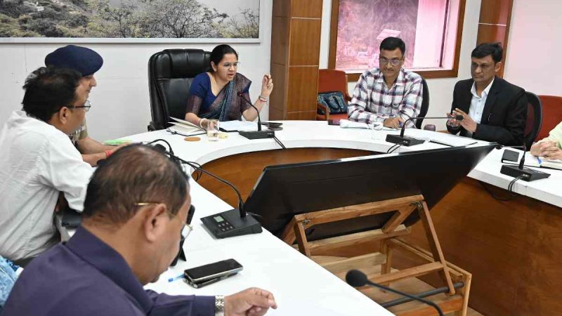 मानसून से पहले टिहरी में आपदा प्रबंधन को लेकर प्रशासन अलर्ट: 109 भूस्खलन स्थलों पर तैनात होंगी जेसीबी