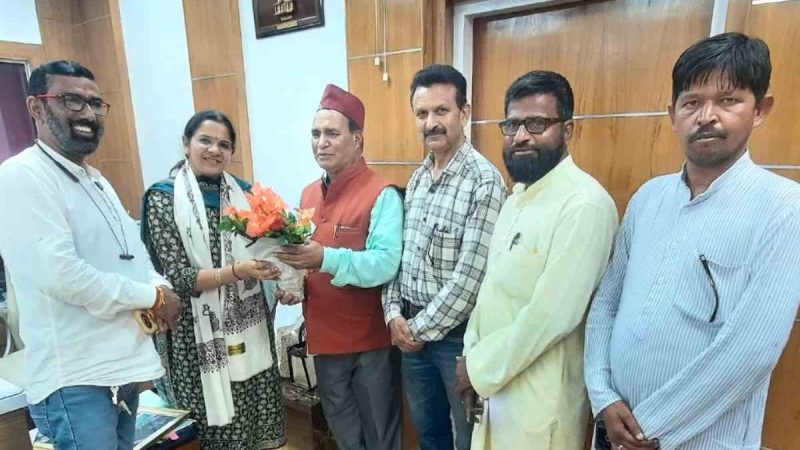 उद्योग व्यापार मंडल टिहरी ने नवनियुक्त डीएम का किया स्वागत