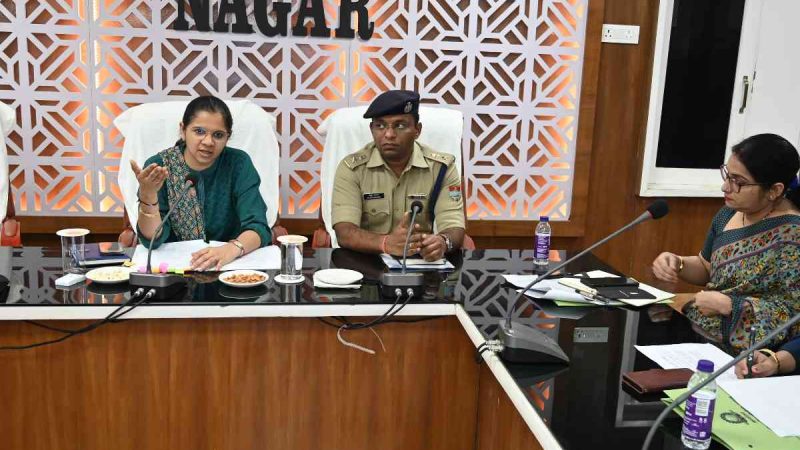 कांवड़ यात्रा की तैयारियों को लेकर जिलाधिकारी टिहरी ने की समीक्षा बैठक