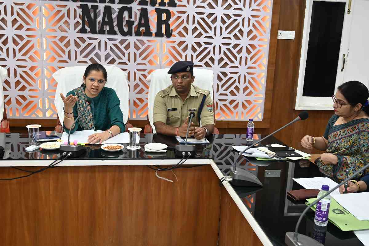 कांवड़ यात्रा की तैयारियों को लेकर जिलाधिकारी टिहरी ने की समीक्षा बैठक