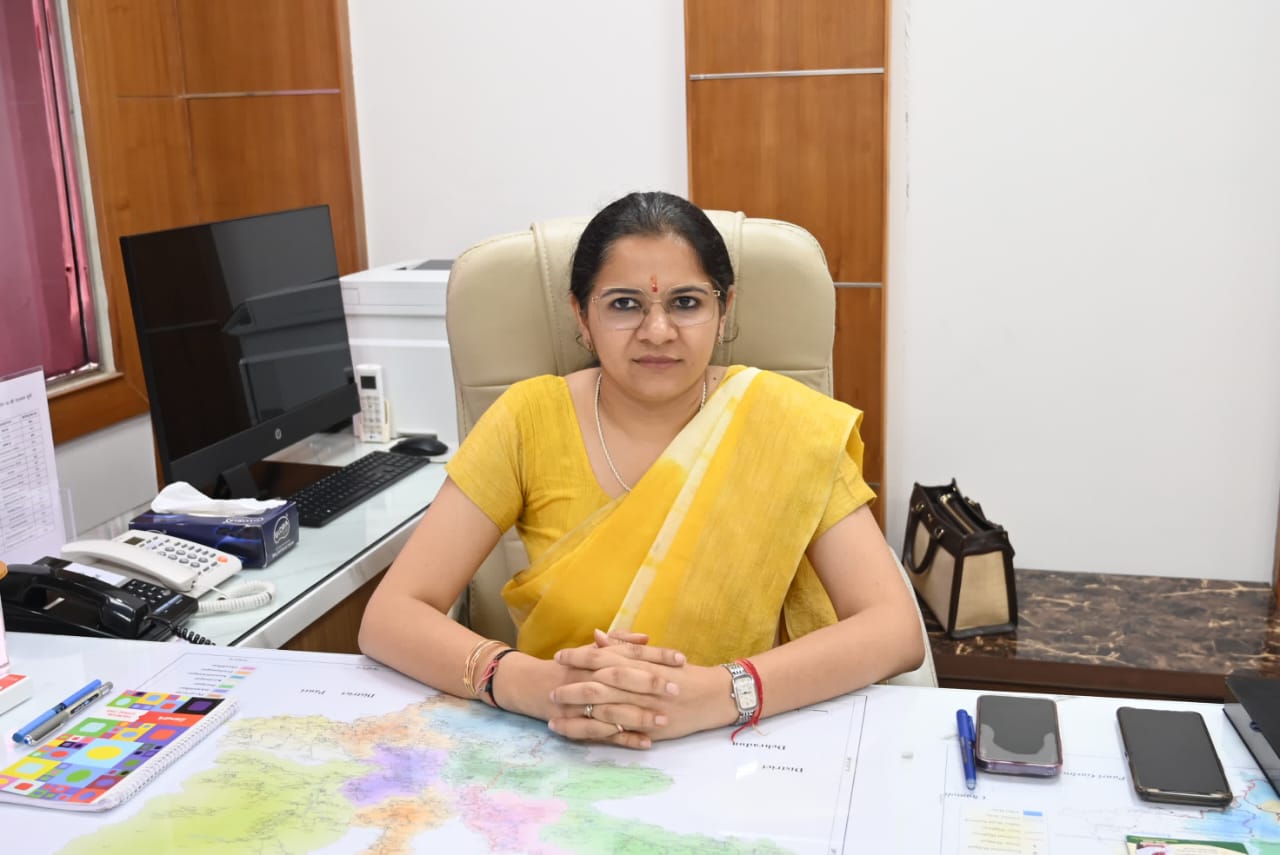 जनपद टिहरी की नवनियुक्त जिलाधिकारी निकिता खण्डेलवाल ने सम्भाला पदभार