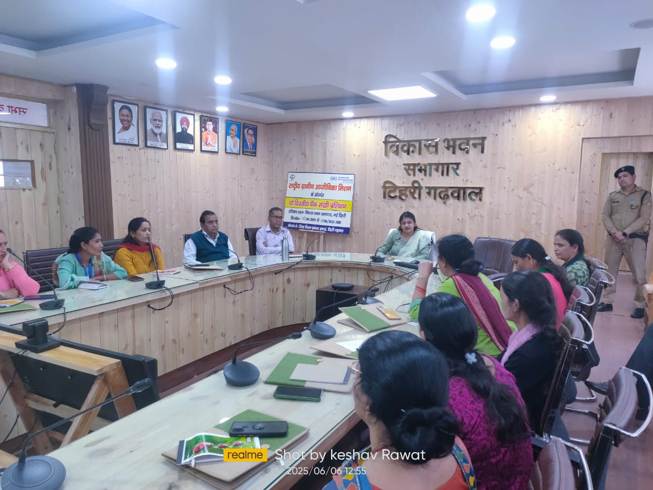 सीडीओ ने किया बैंक सखी द्वितीय बैच के दो दिवसीय प्रशिक्षण का शुभारंभ