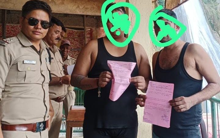 12 व्यक्तियों का चालान कर ₹3,250 जुर्माना वसूला