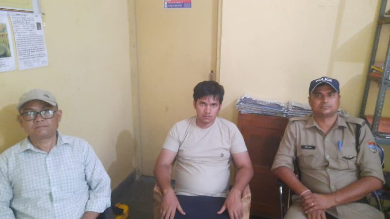 पुलिस ने मानसिक रूप से अस्वस्थ बालक को सकुशल ढूंढकर परिजनों को सौंपा
