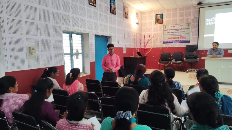 हिंडोलाखाल में ग्रामीण उद्यमियों के लिए एक दिवसीय कार्यशाला का आयोजन