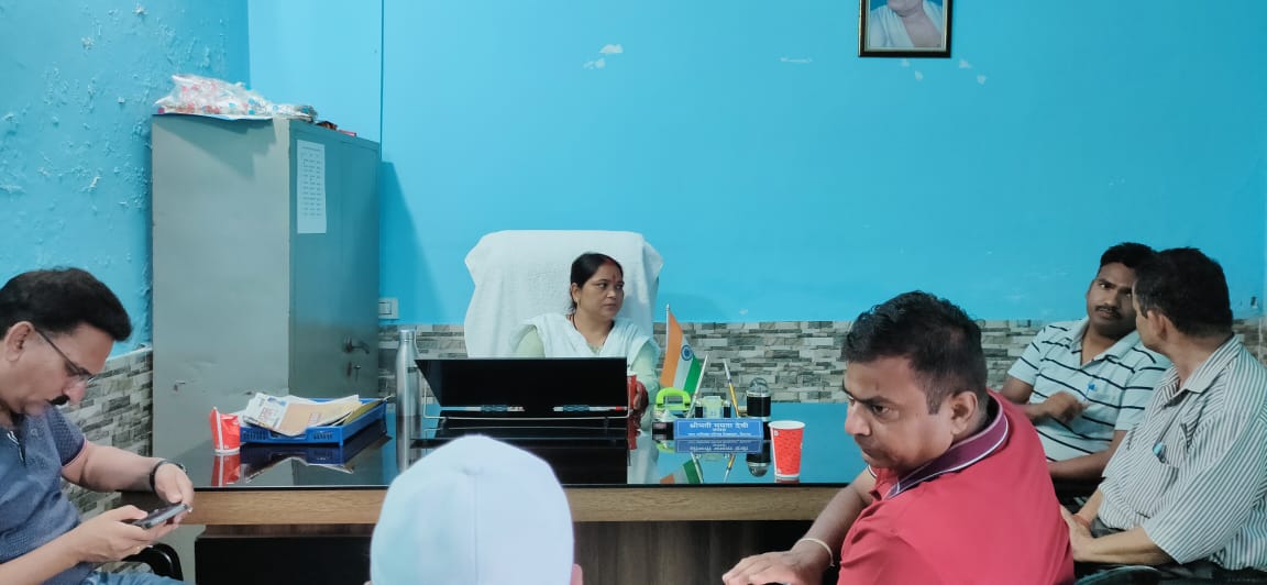 शांता नदी मलवा हटाने को लेकर देवप्रयाग नगर पालिका अध्यक्षा की एनएच अधिकारियों संग बैठक