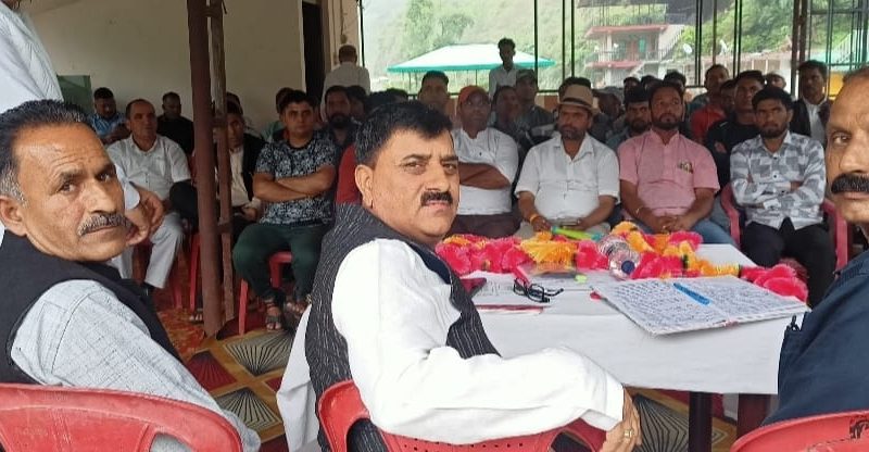 धनोल्टी विधानसभा में पंचायत चुनाव को लेकर कांग्रेस ने की रणनीतिक बैठक, कई कार्यकर्ताओं ने ठोकी दावेदारी