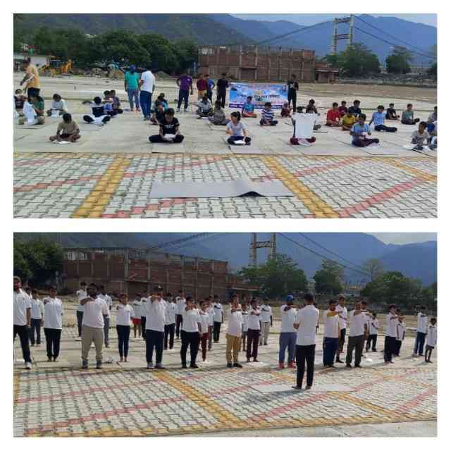 खिलाड़ियों ने किया योगाभ्यास