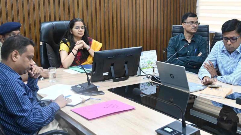 राज्यपाल ने आपदा प्रबंधन तैयारियों की समीक्षा की, “आपदा सखी योजना” और “भूदेव एप” की सराहना