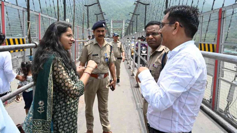 कांवड़ यात्रा की तैयारियों को लेकर डीएम और एसएसपी ने किया स्थलीय निरीक्षण