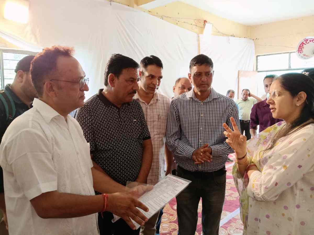पंचायत चुनाव ड्यूटी में लगे शिक्षकों की समस्याओं के त्वरित समाधान की मांग