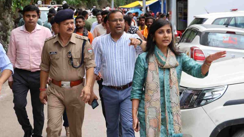 नीलकंठ यात्रा की व्यवस्थाओं का डीएम पौड़ी ने लिया जायज़ा– श्रद्धालुओं की सुविधा सर्वोपरि