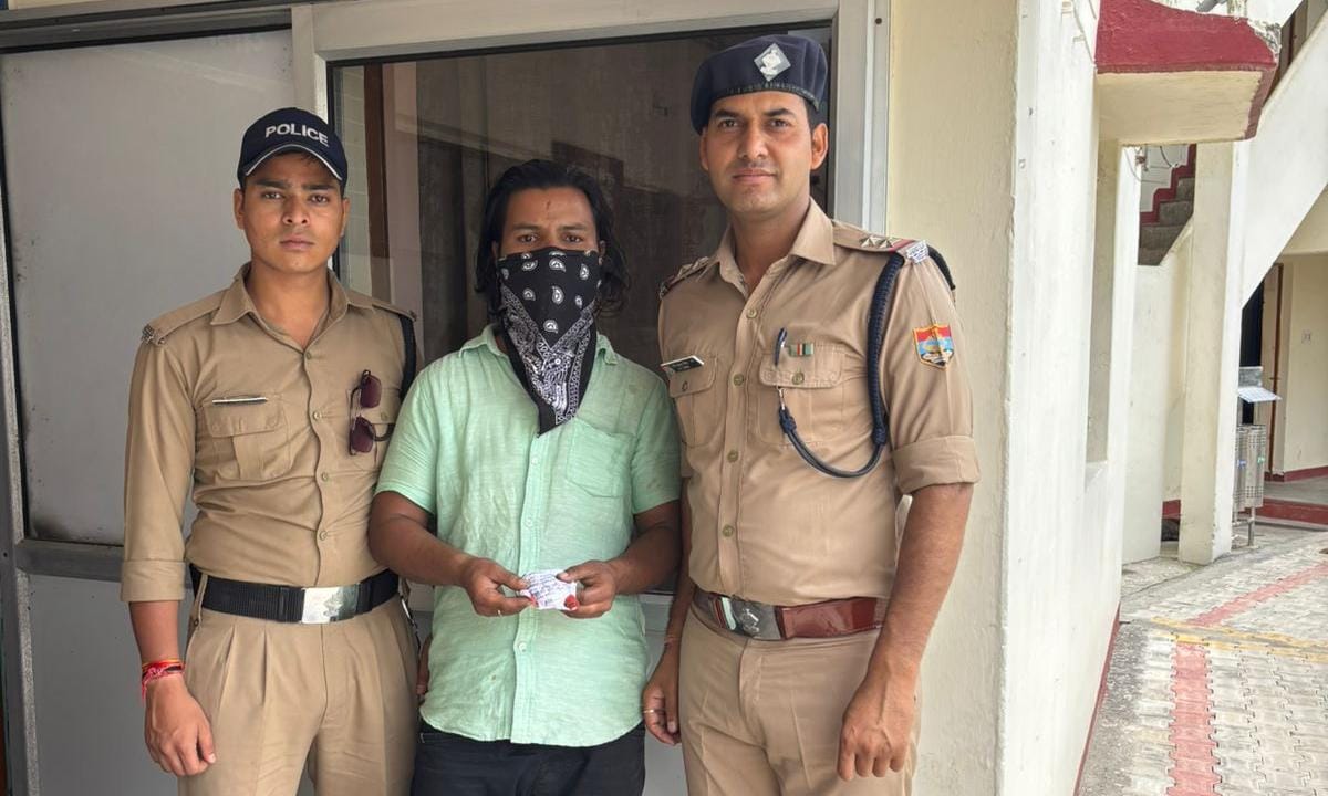 नरेंद्रनगर और चंबा में स्मैक तस्करों पर बड़ी कार्रवाई, दो गिरफ्तार, 21.50 ग्राम स्मैक बरामद