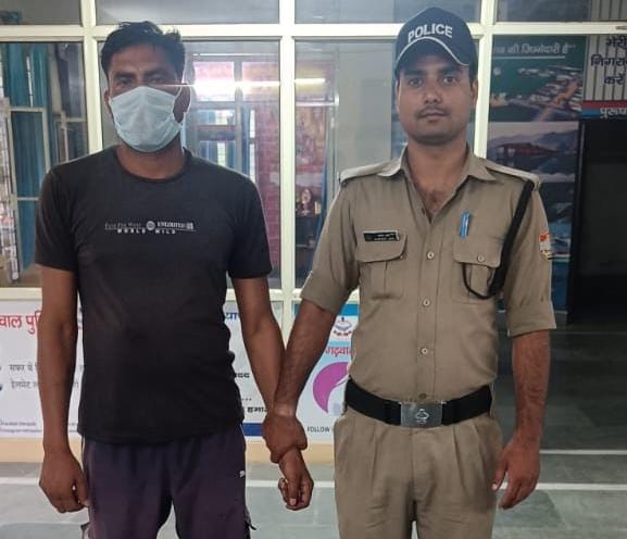 चोरी नकबजनी में कई बार जेल जा चुके अपराधी का गुंडा एक्ट में चालान: पांच मुकदमे हैं दर्ज