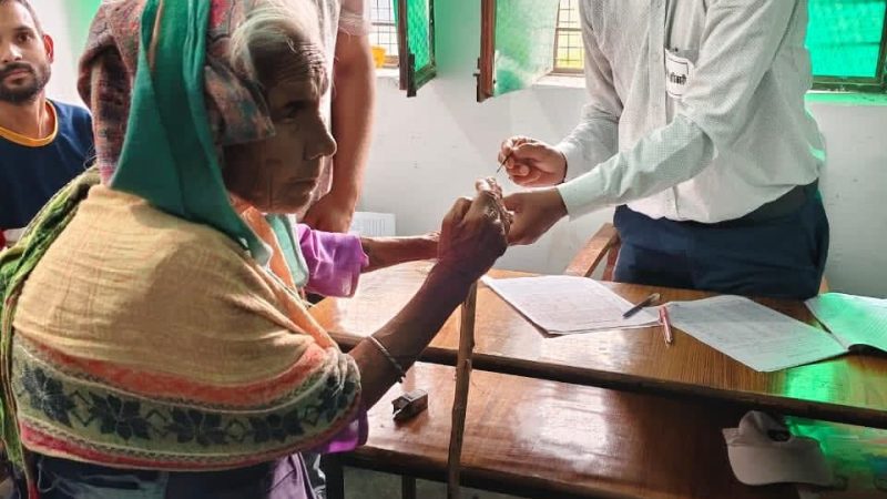 टिहरी में प्रथम चरण का मतदान शांतिपूर्वक संपन्न: 59.98 रहा मतदान प्रतिशत