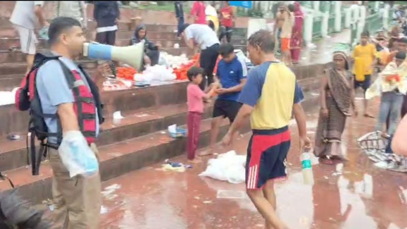 गंगा का बढ़ता जलस्तर, प्रशासन सतर्क – घाटों पर सुरक्षा बढ़ाई गई