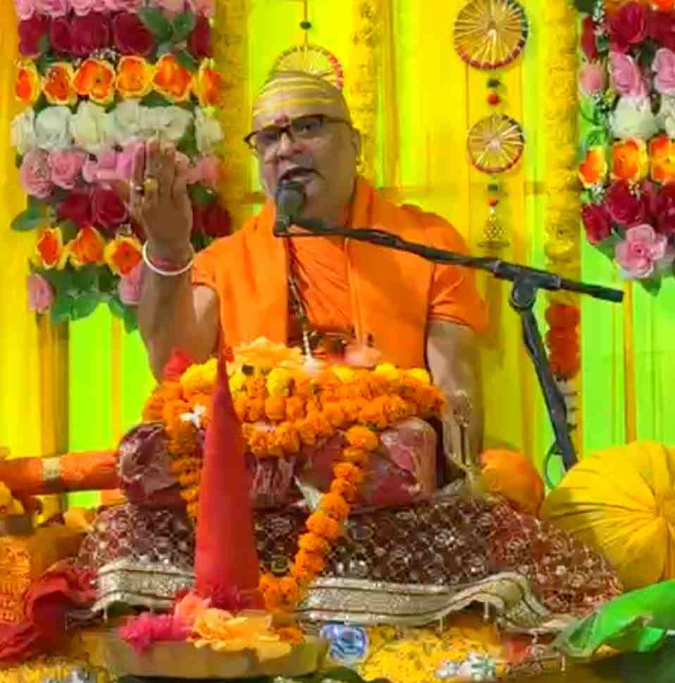 शिव महापुराण की कथा हमें जीवन जीने की कला सिखाती है-  रसिक महाराज