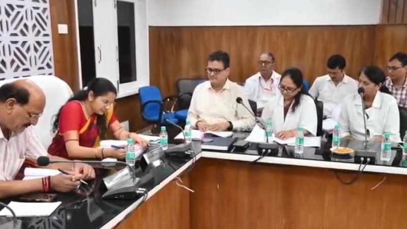 नरेंद्रनगर में चिकित्सा प्रबंधन समिति की बैठक सम्पन्न, स्वास्थ्य सेवाओं को लेकर लिए गए महत्वपूर्ण निर्णय