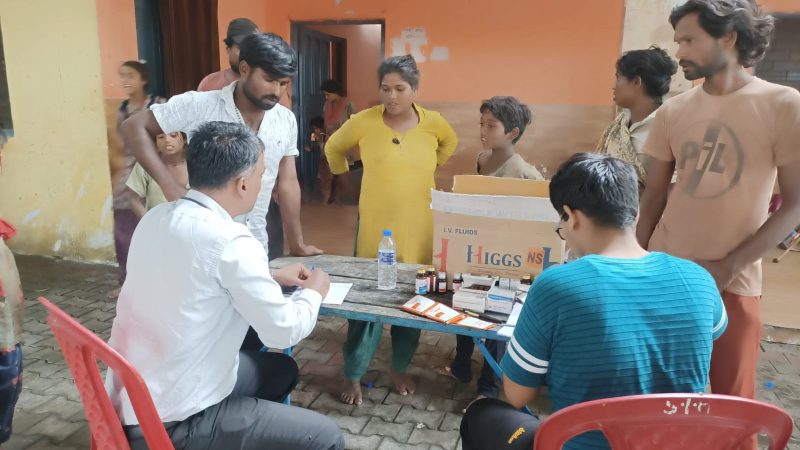 भारी बारिश से लालकुआं में जलभराव: प्रभावित परिवारों को सुरक्षित स्थानों पर पहुंचाया गया